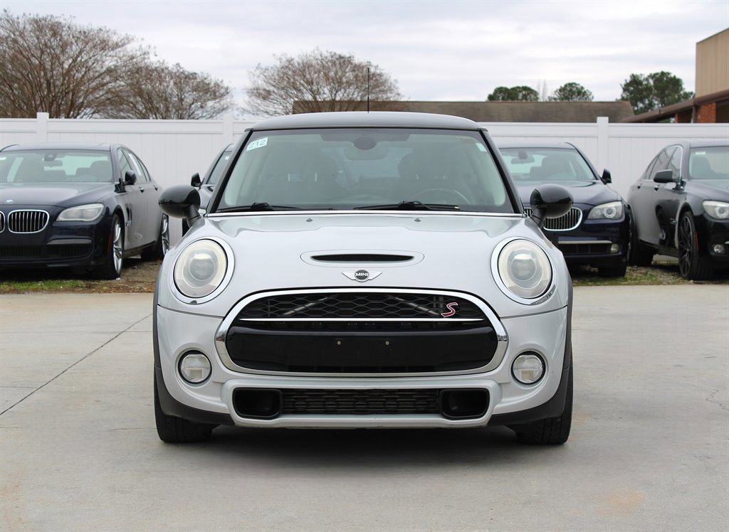 Used 2015 MINI Cooper S image 2