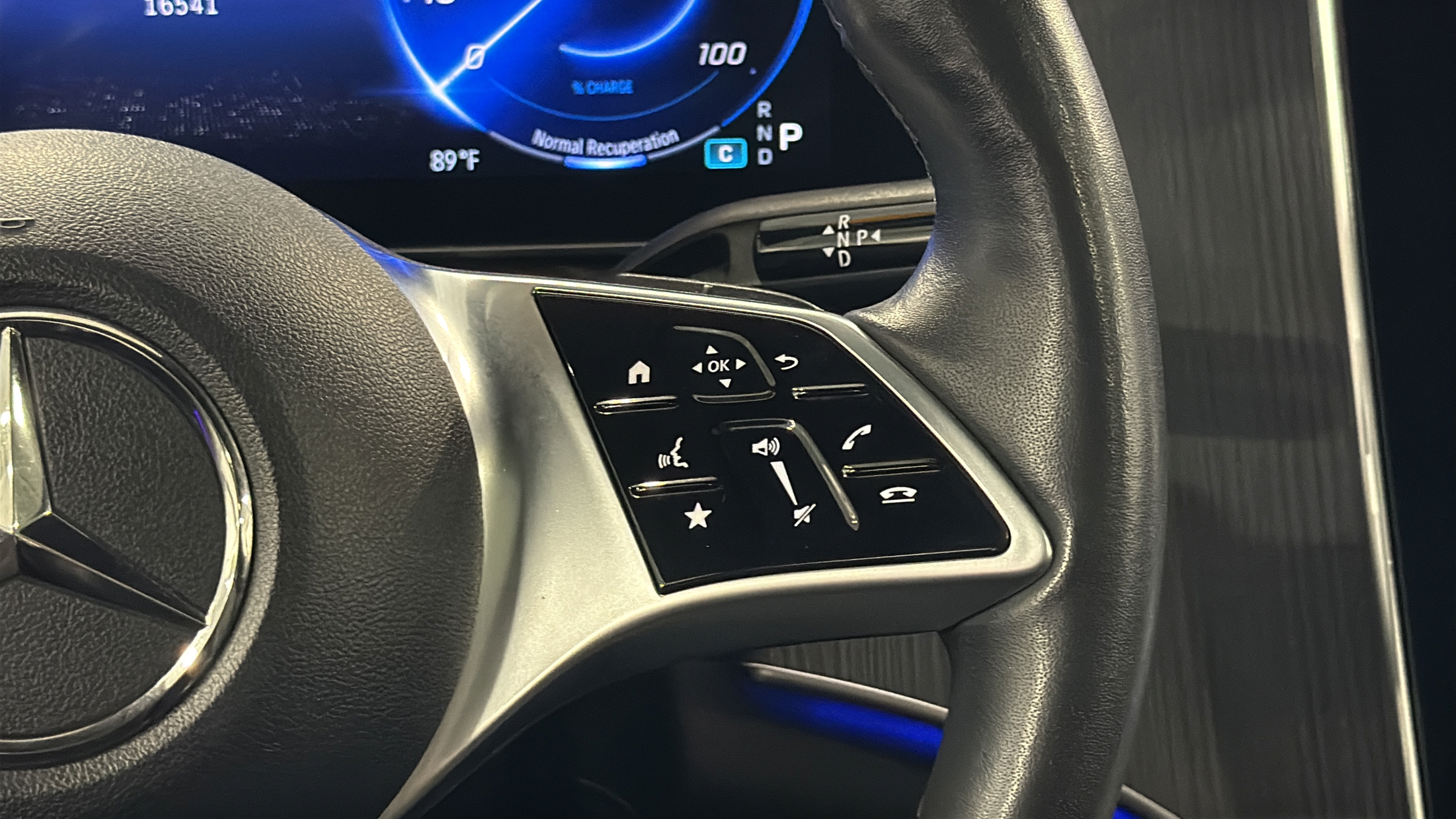 Certified 2023 Mercedes-Benz EQE 500 4MATIC SUV image 29
