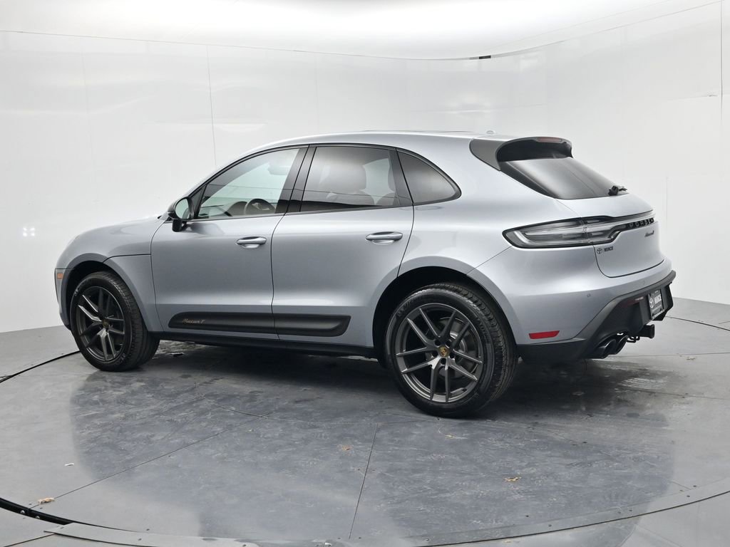 Used 2024 Porsche Macan Turbo image 5
