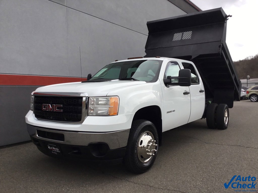 Used 2013 GMC Sierra 3500 W/T w/ Snow Plow Prep Package image 4