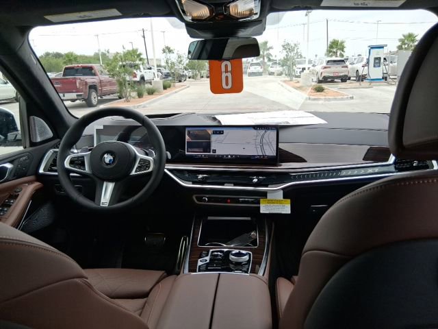 New 2027 BMW X7 xDrive40i w/ M Sport Package AWD/4WD image 19
