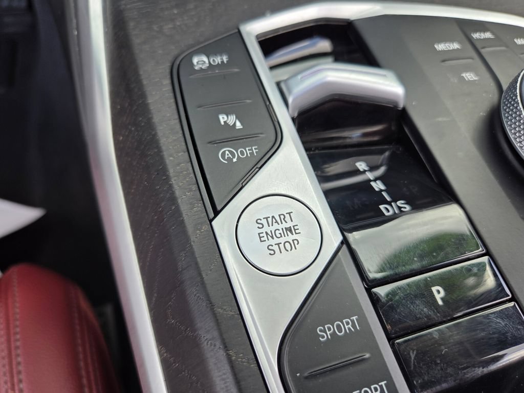 Used 2024 BMW 430i Convertible RWD image 27
