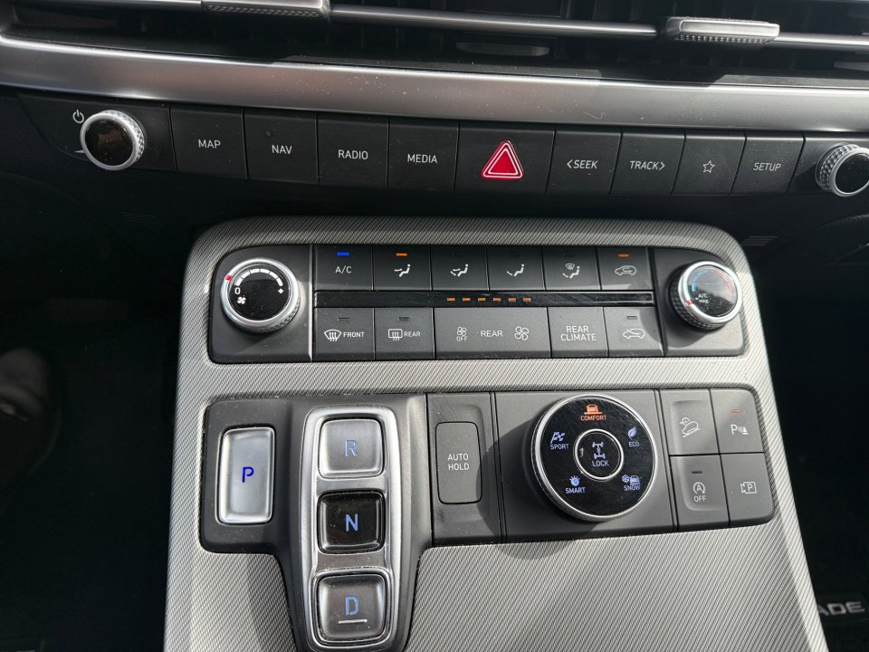 Used 2023 Hyundai Palisade SE AWD/4WD image 22