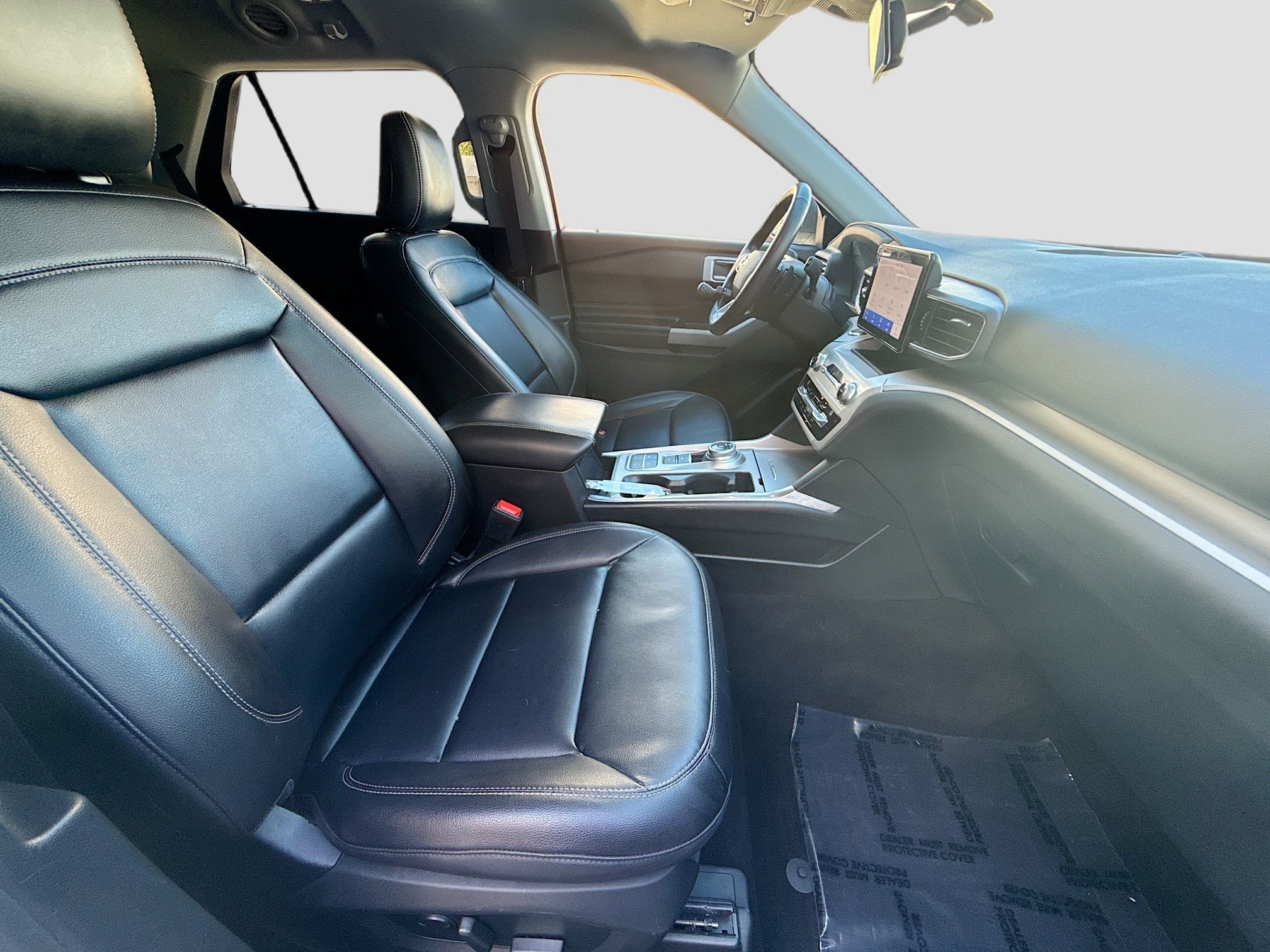 Used 2021 Ford Explorer XLT w/ Equipment Group 202A image 32