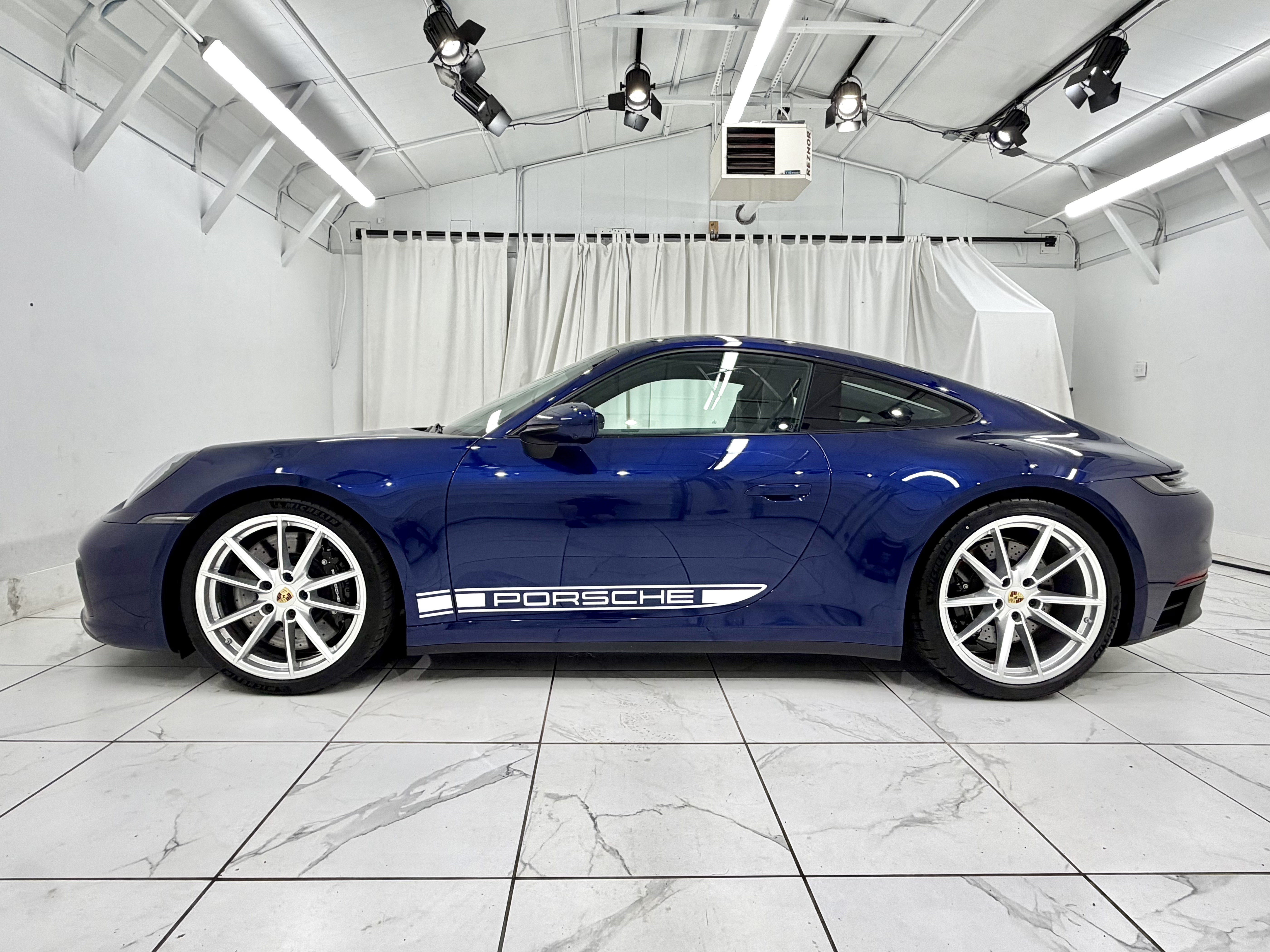 Used 2024 Porsche 911 Carrera GTS RWD image 2