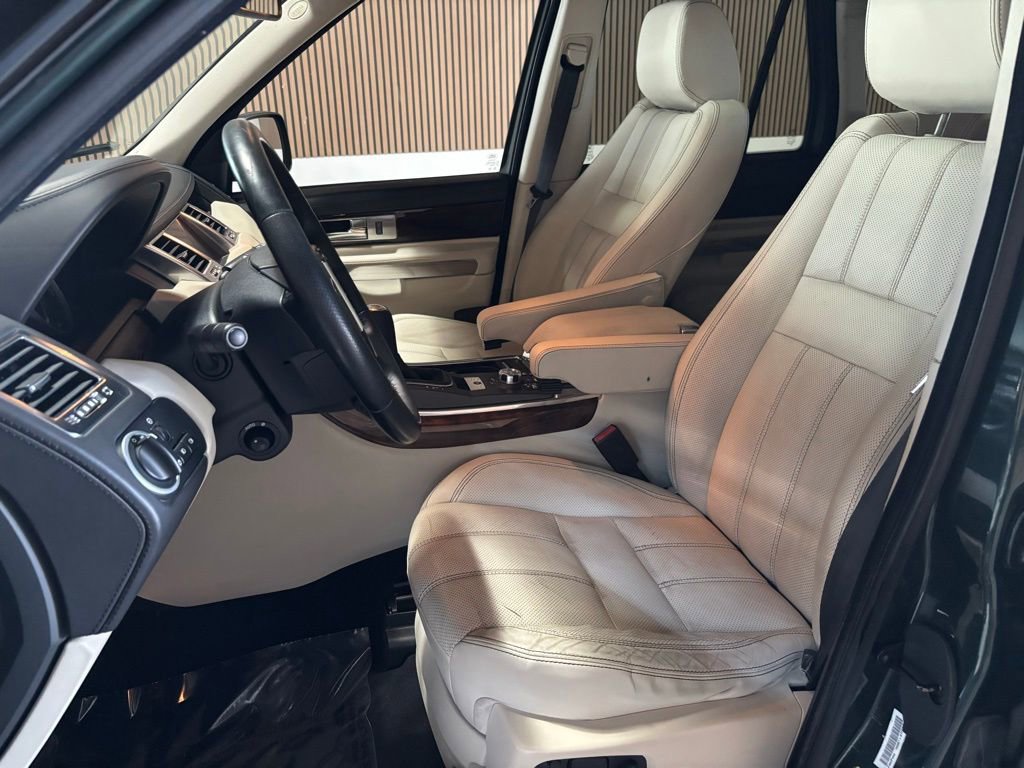 Used 2011 Land Rover Range Rover Sport HSE LUX image 11