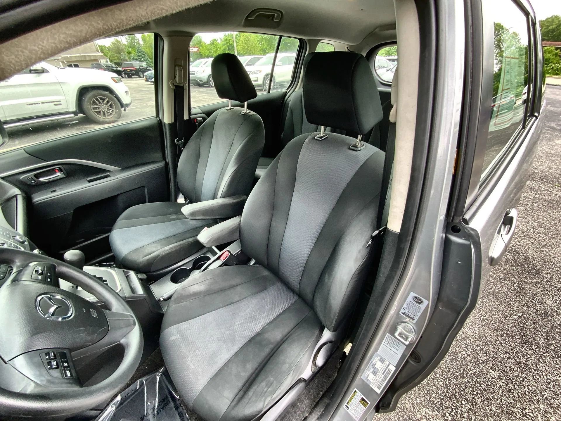 Used 2013 MAZDA MAZDA5 Sport FWD image 13