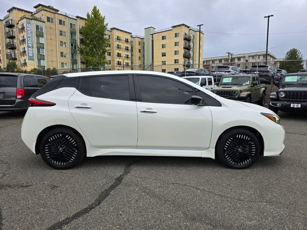 Used 2024 Nissan Leaf SV Plus FWD image 9