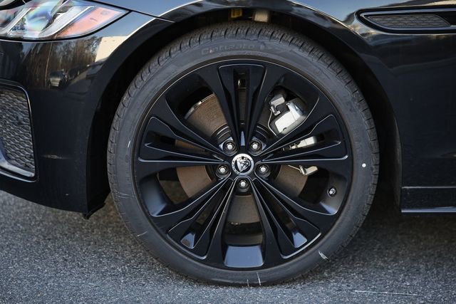 New 2024 Jaguar XF R-Dynamic SE AWD/4WD image 5