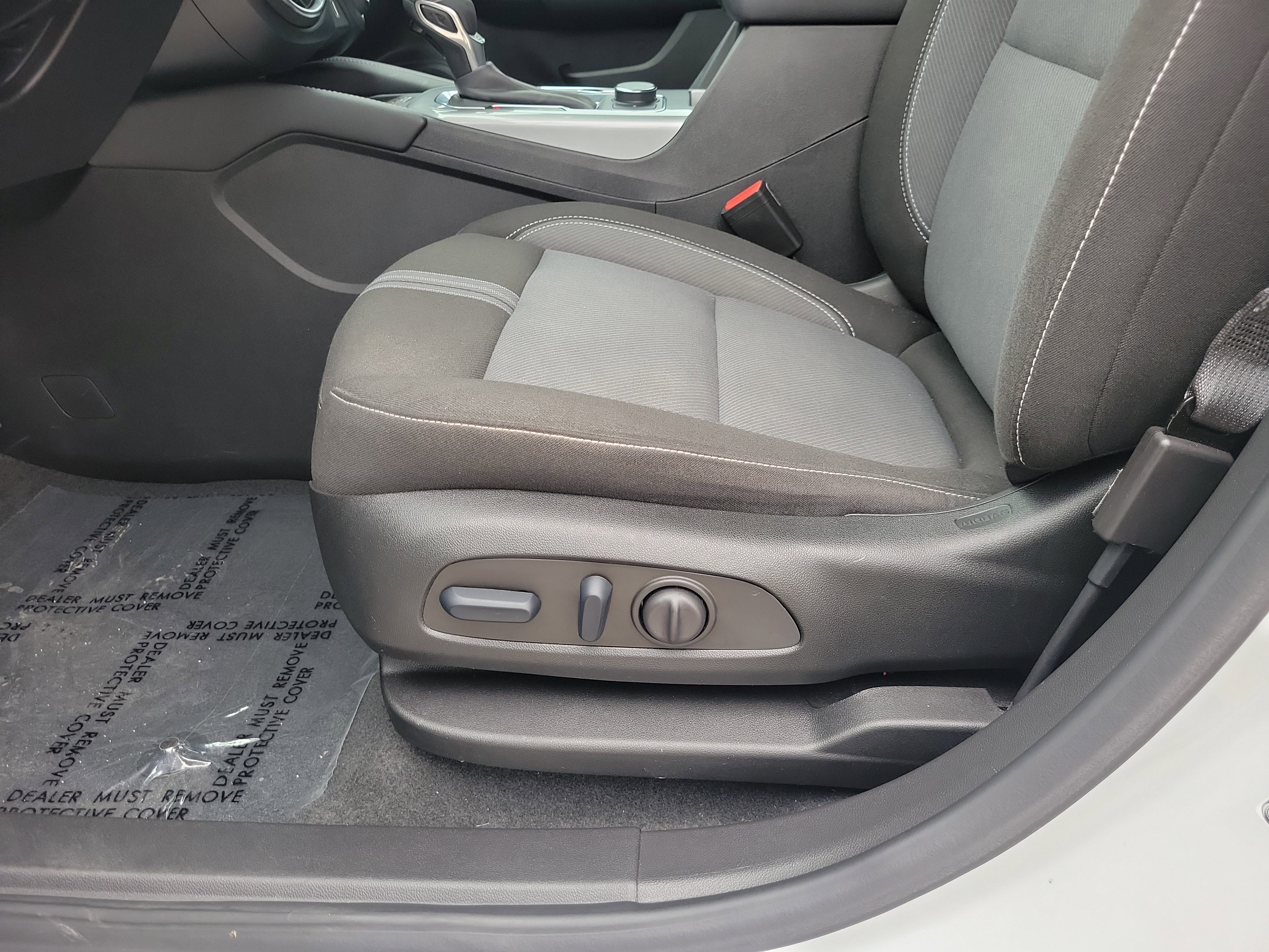 Used 2024 Chevrolet Blazer LT w/ Convenience Package image 12