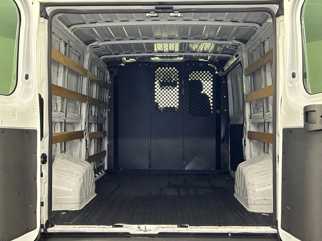Used 2023 RAM ProMaster 2500 image 13