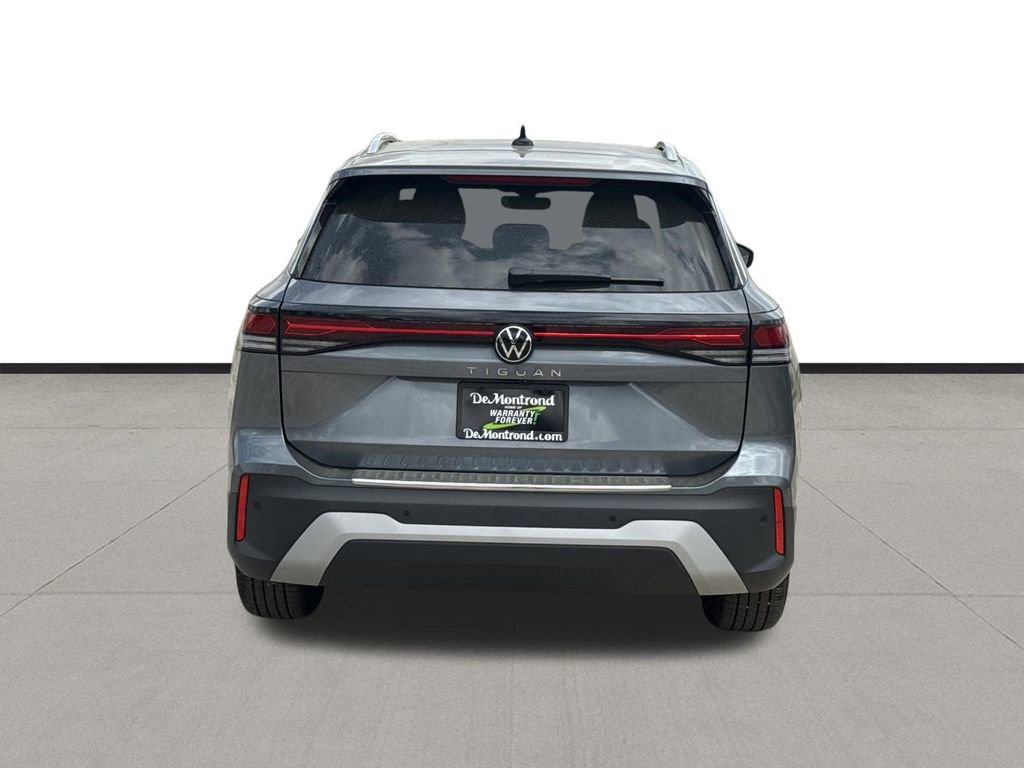 New 2026 Volkswagen Tiguan S image 6
