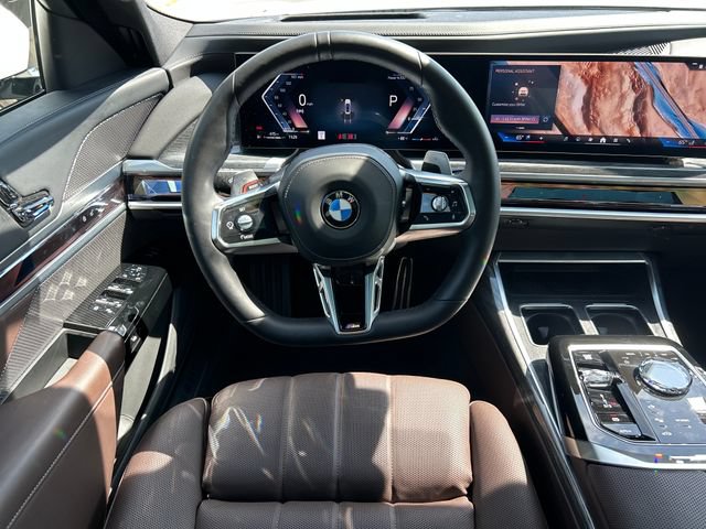 Used 2026 BMW 740i xDrive AWD/4WD image 17