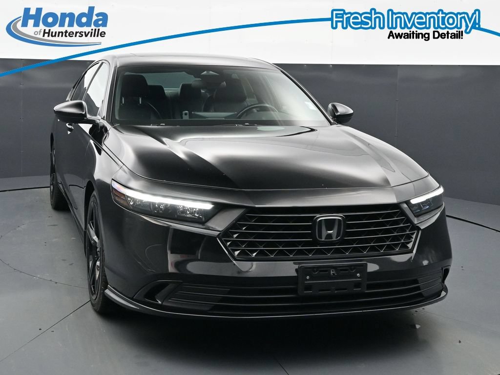 Used 2023 Honda Accord Sport image 1