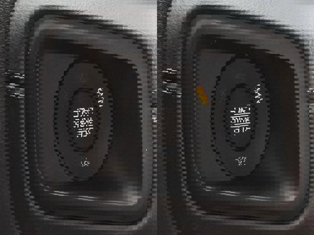 New 2025 Jeep Wrangler Unlimited Sahara image 10