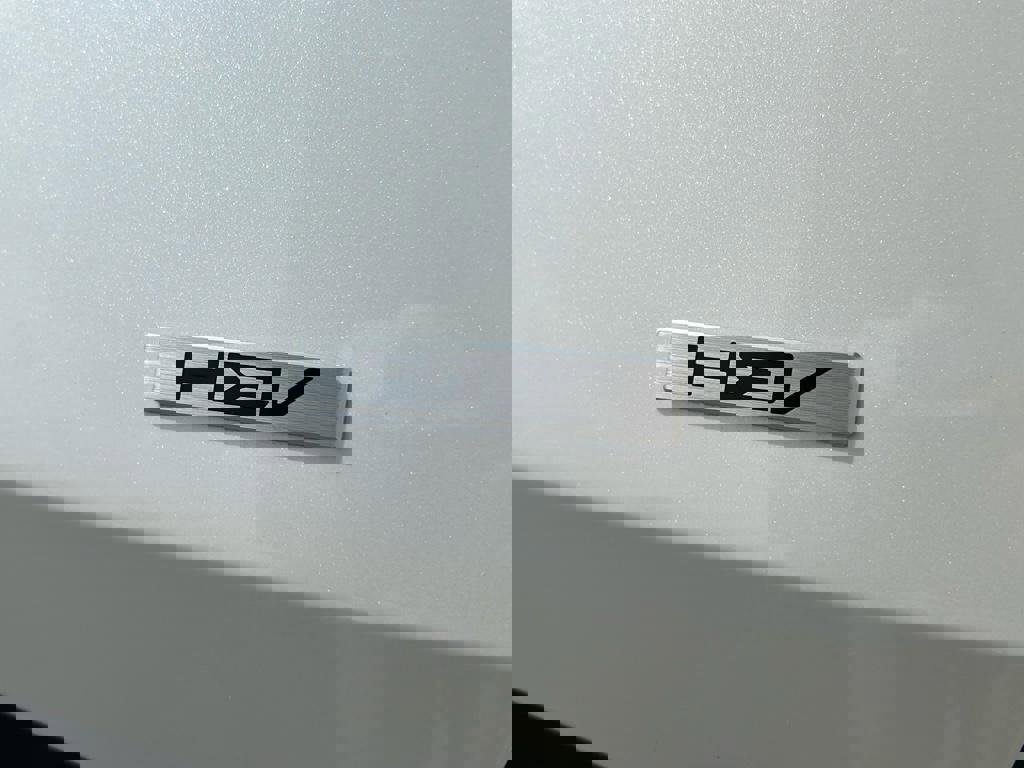 New 2025 Kia Sportage LX image 8