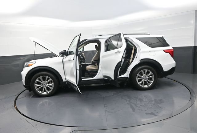 Used 2021 Ford Explorer Limited w/ Equipment Group 301A image 20