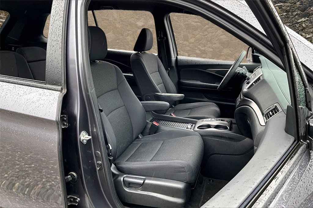 Used 2019 Honda Passport Sport image 6