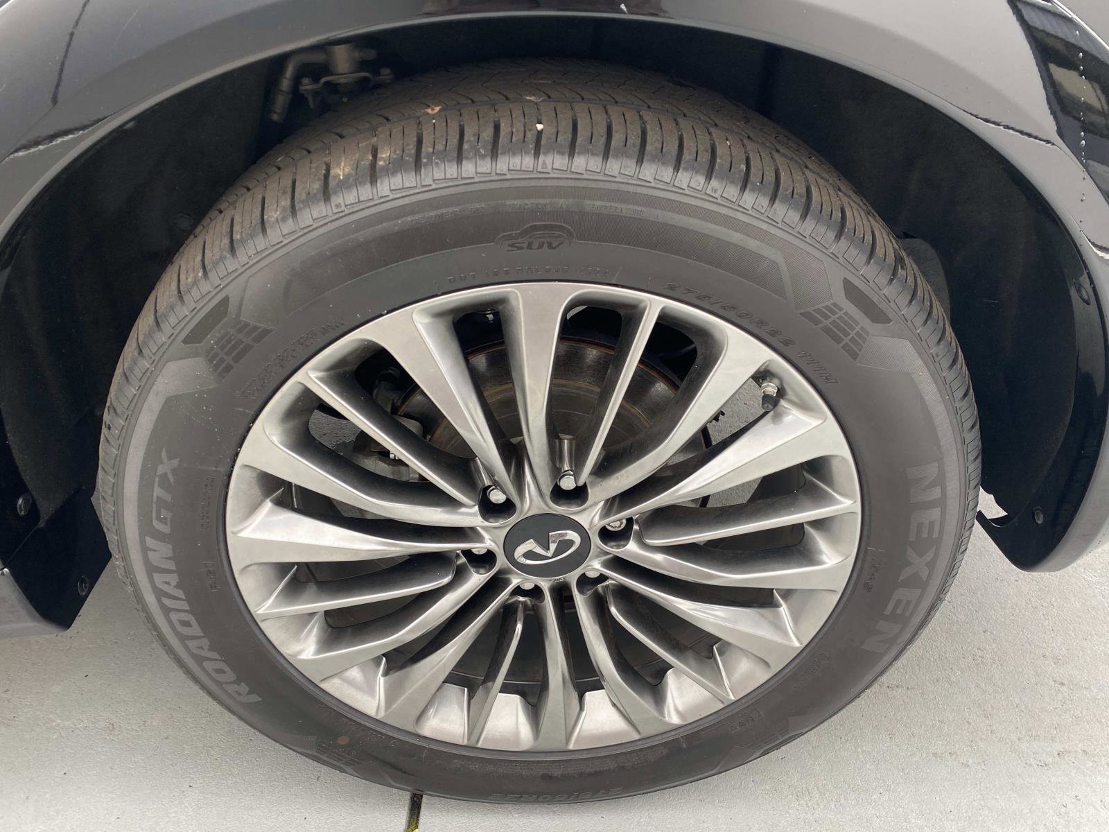 Used 2021 INFINITI QX80 Sensory w/ All-Season Package image 10