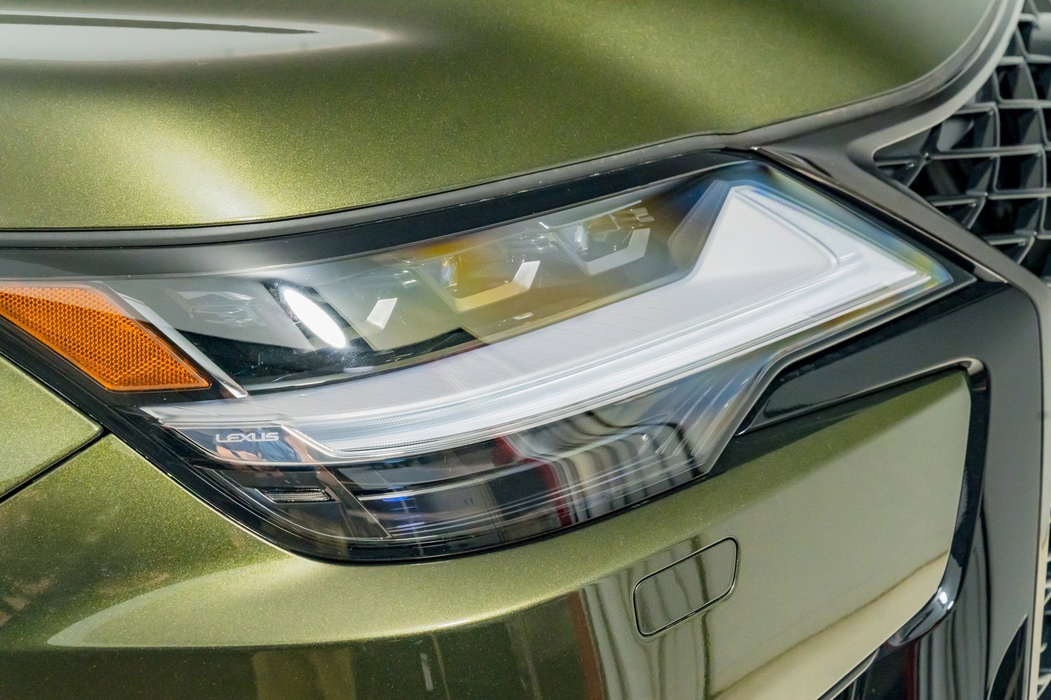 Used 2025 Lexus LX 700h F Sport AWD/4WD image 33