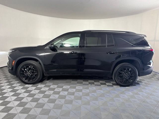 Used 2024 Chevrolet Traverse LT w/ Midnight/Sport Edition AWD/4WD image 39