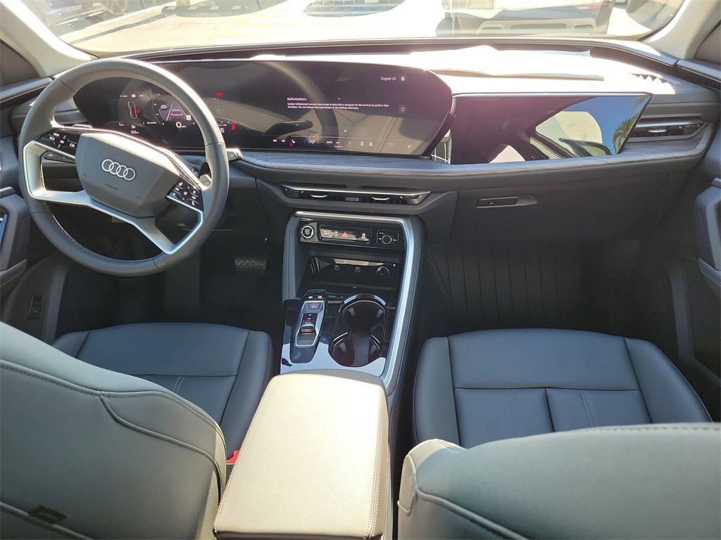 Certified 2025 Audi Q5 Premium w/ Convenience Package image 3