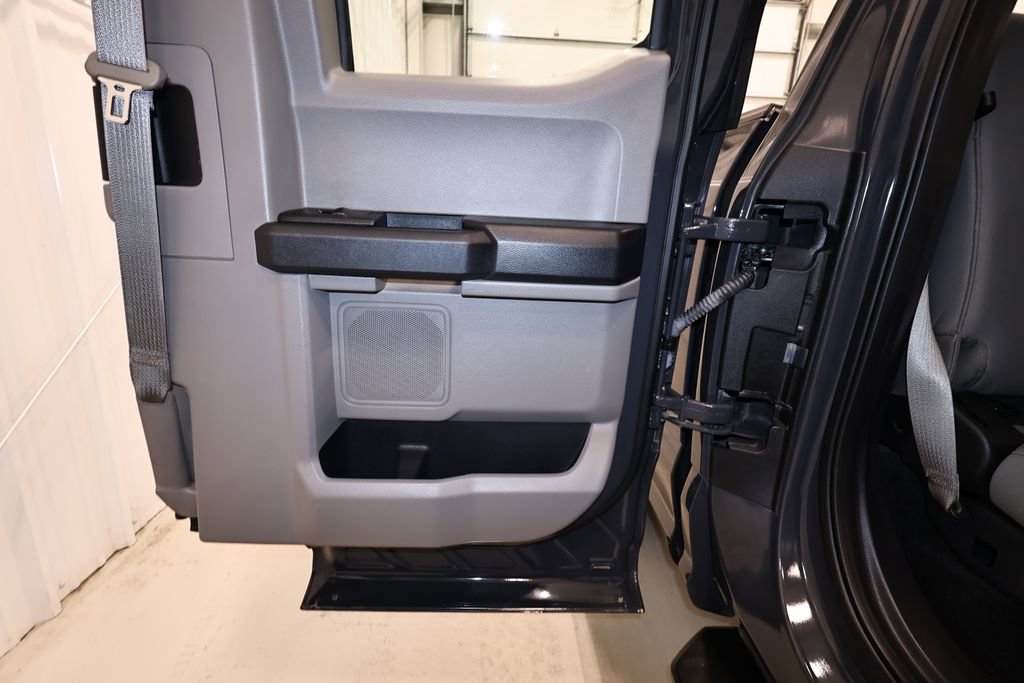 Used 2016 Ford F150 XL w/ Equipment Group 101A Mid AWD/4WD image 15