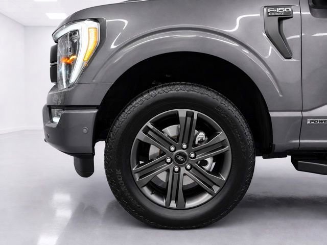 Used 2022 Ford F150 Lariat w/ Equipment Group 502A High AWD/4WD image 11