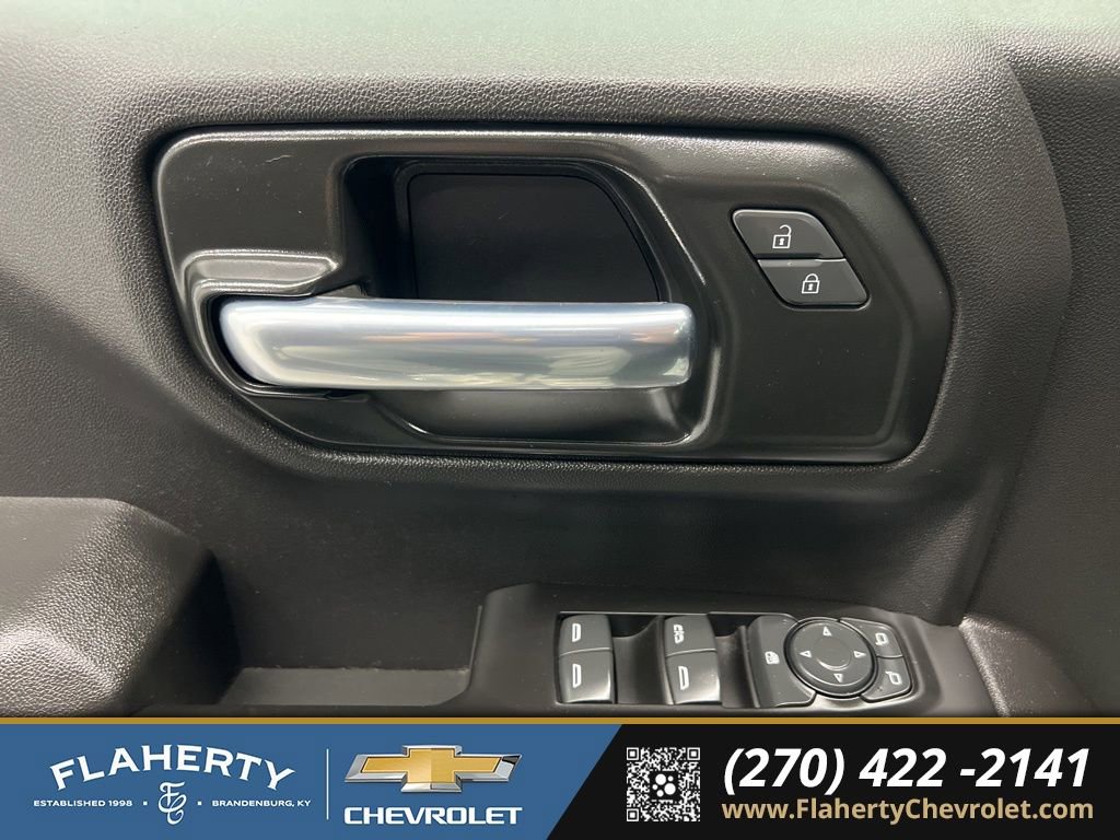 Used 2023 Chevrolet Silverado 1500 Custom image 21