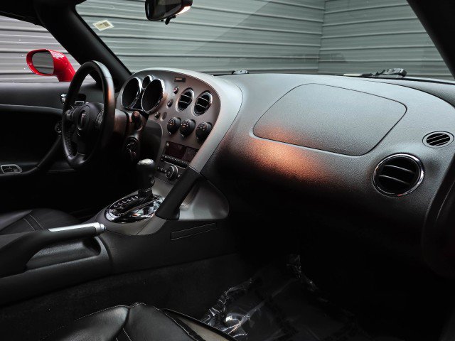 Used 2006 Pontiac Solstice Convertible w/ Premium Package RWD image 15