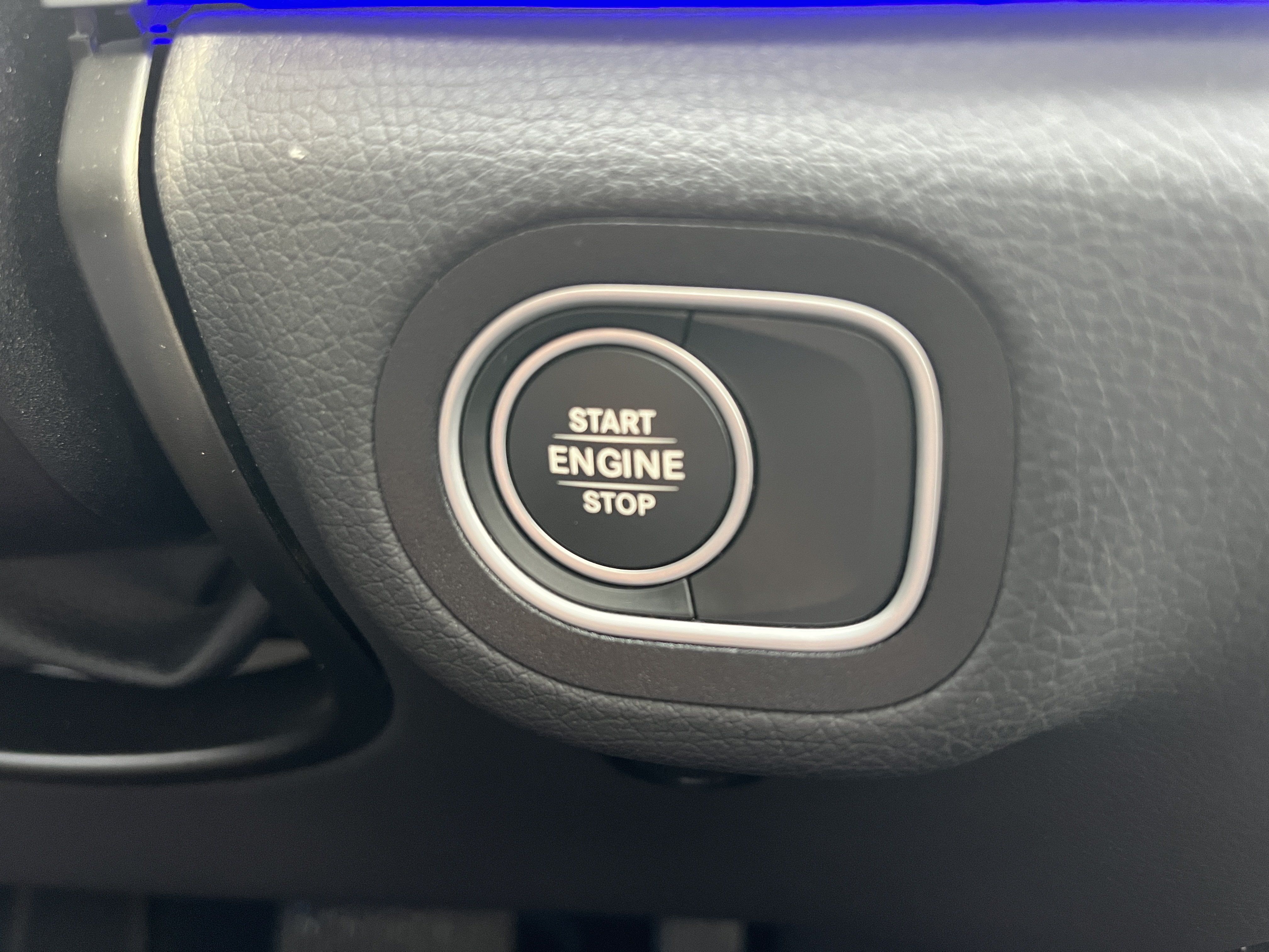 Certified 2025 Mercedes-Benz GLE 450e 4MATIC image 34