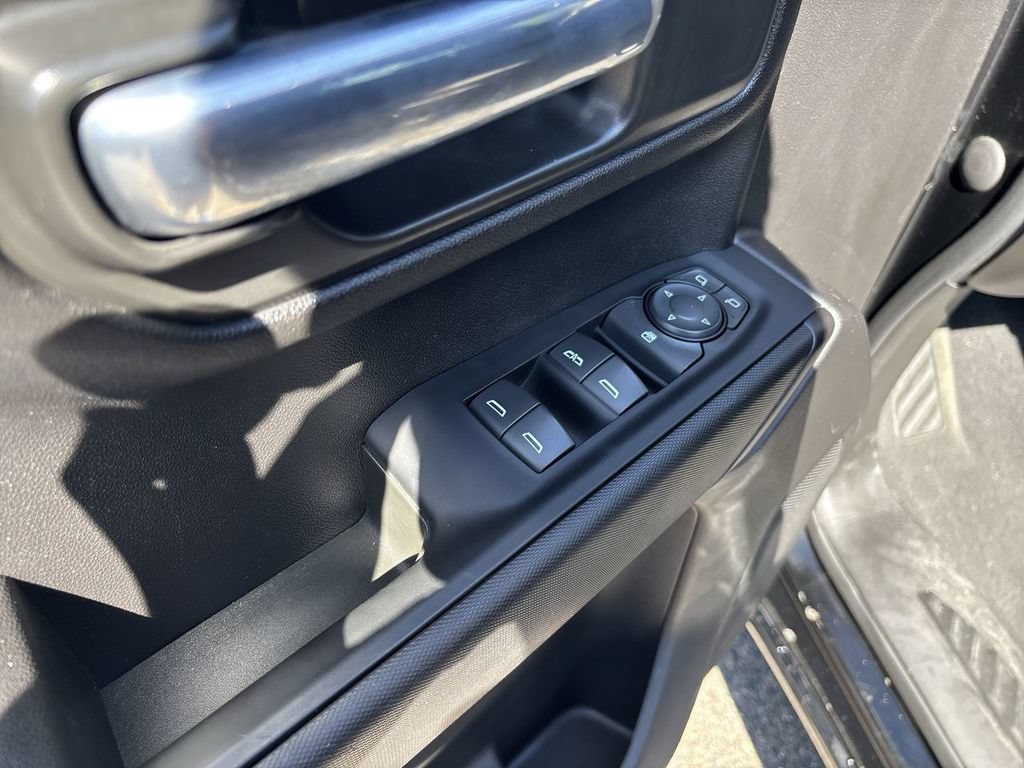 Certified 2022 Chevrolet Silverado 1500 Custom AWD/4WD image 26