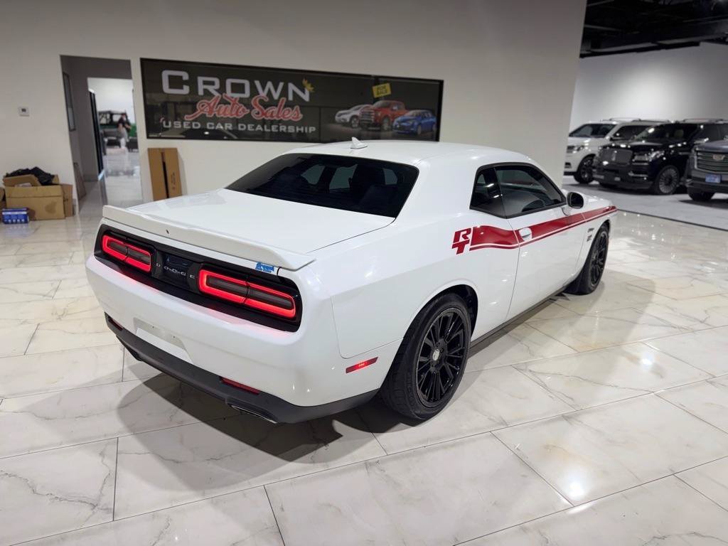 Used 2016 Dodge Challenger R/T Plus RWD image 8