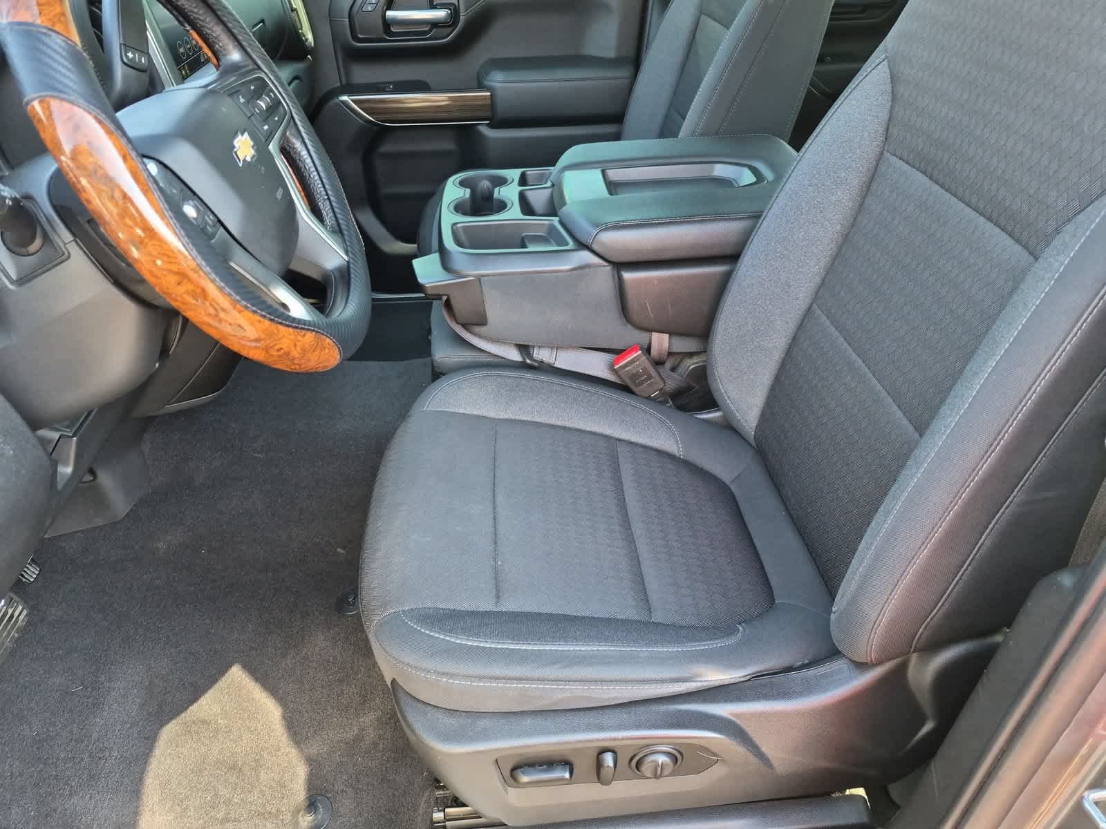 Used 2020 Chevrolet Silverado 1500 LT w/ All-Star Edition AWD/4WD image 16