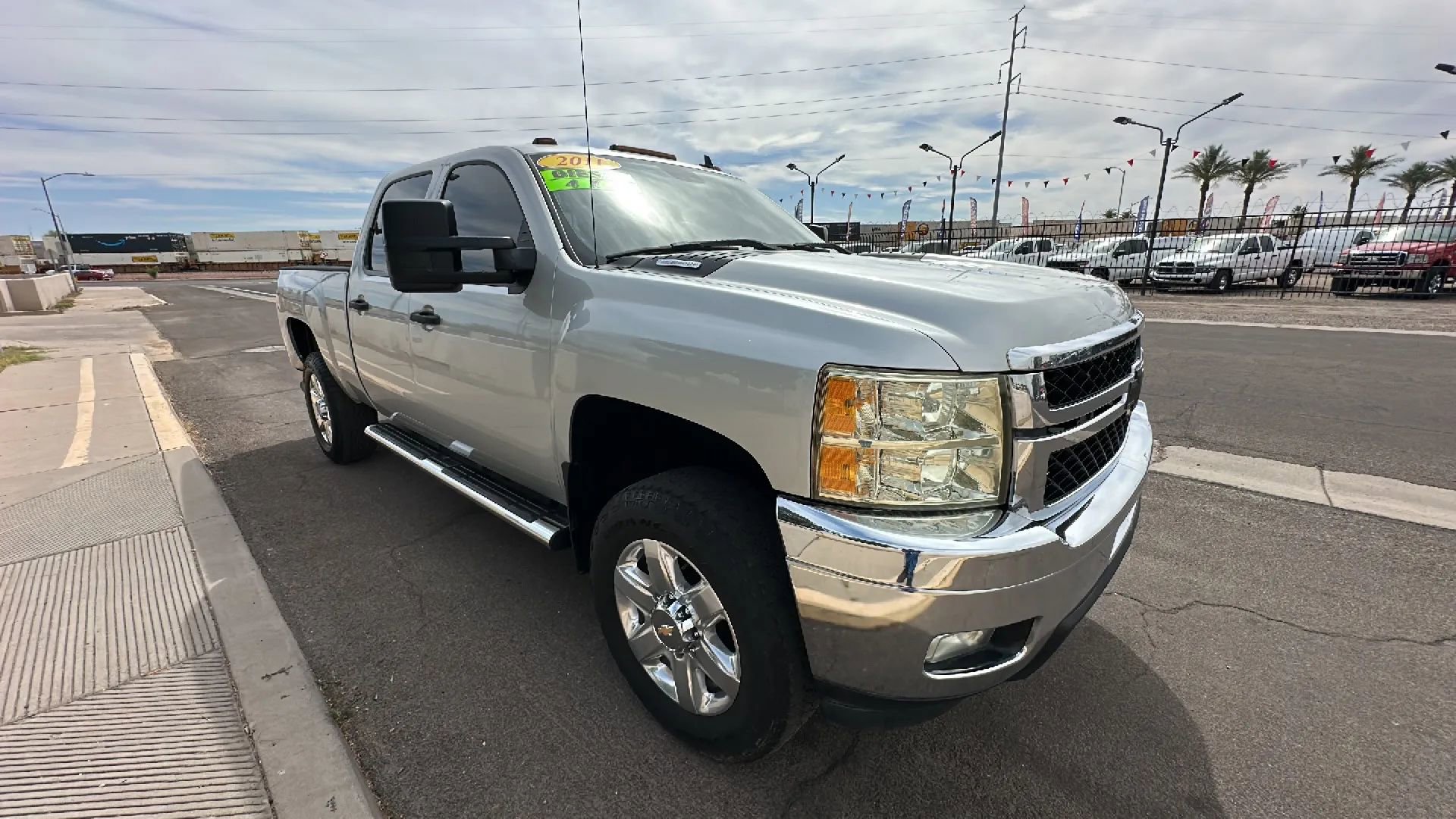 Used 2011 Chevrolet Silverado 2500 LT w/ Interior Plus Package AWD/4WD image 8