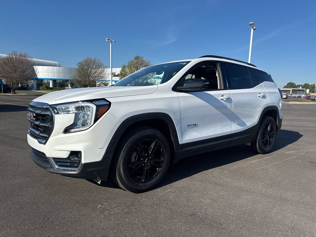 Used 2024 GMC Terrain AT4 w/ Infotainment Package II AWD/4WD image 2