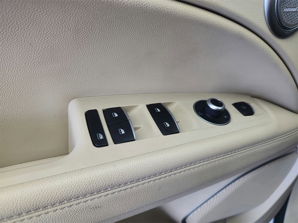 Used 2020 Alfa Romeo Stelvio Ti Lusso w/ Quick Order Package 22X Lusso image 19