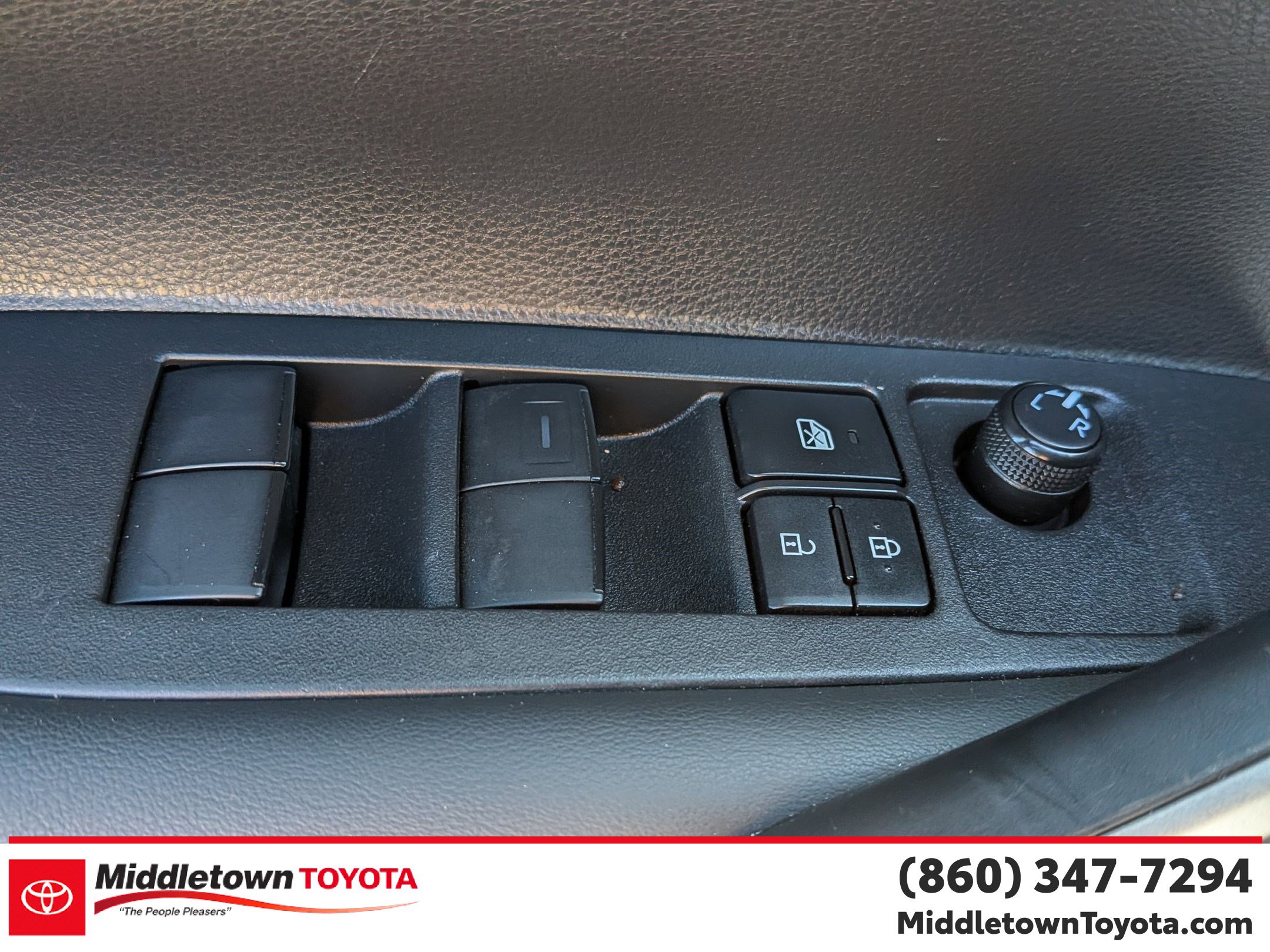 Certified 2024 Toyota Corolla SE image 12