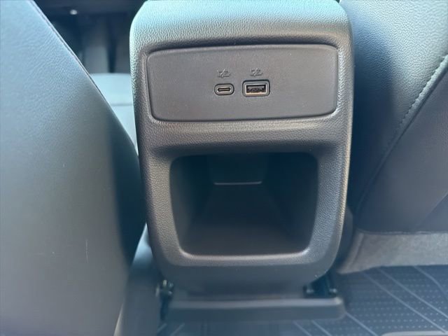 New 2026 Chevrolet Trax RS w/ Sunroof Package image 16