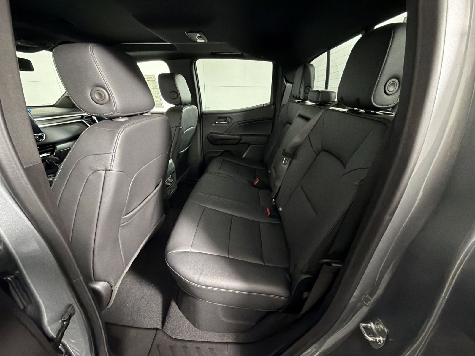 New 2026 GMC Canyon Elevation w/ Convenience Package image 25