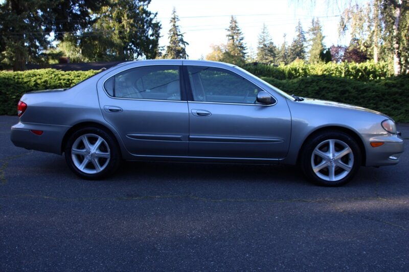 Used 2003 INFINITI I35 w/ Sunroof & Sunshade Pkg FWD image 11