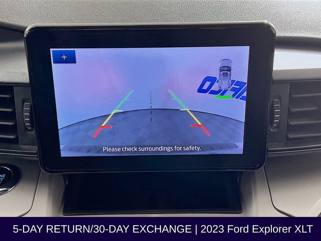 Used 2023 Ford Explorer XLT image 19