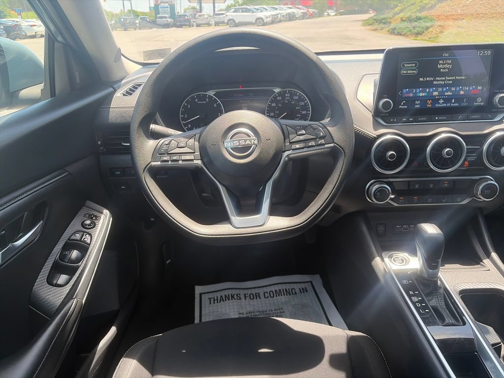 Used 2024 Nissan Sentra SV FWD image 14