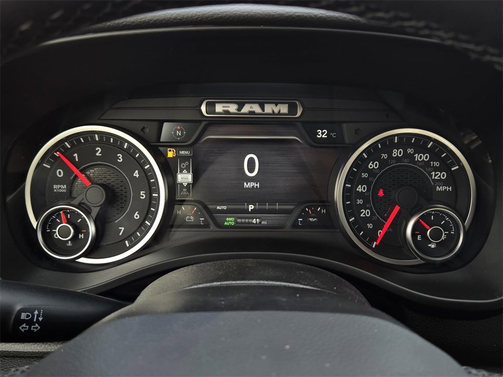 New 2026 RAM 1500 4x4 Crew Cab image 22