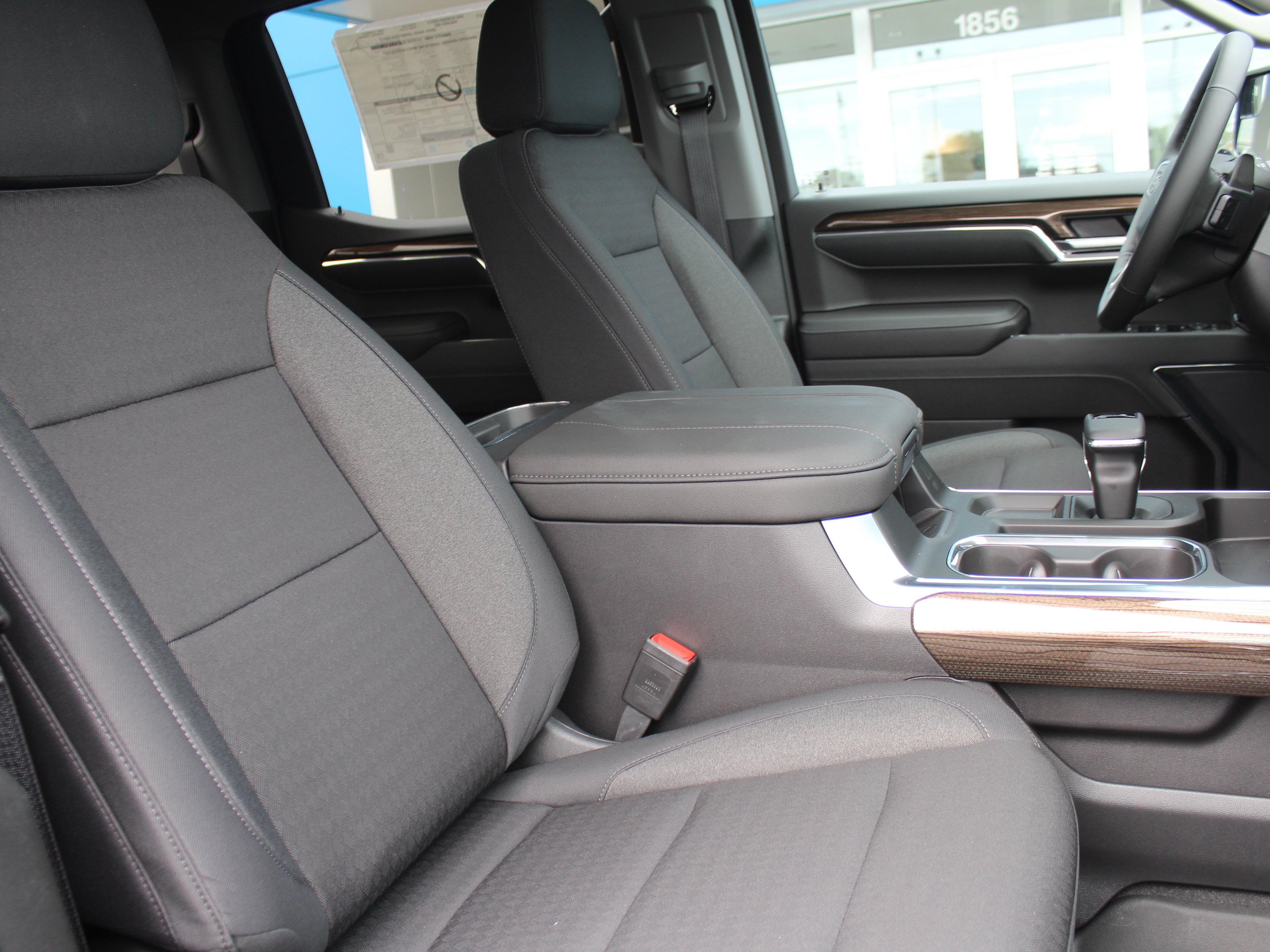 New 2026 Chevrolet Silverado 1500 LT Trail Boss AWD/4WD image 18