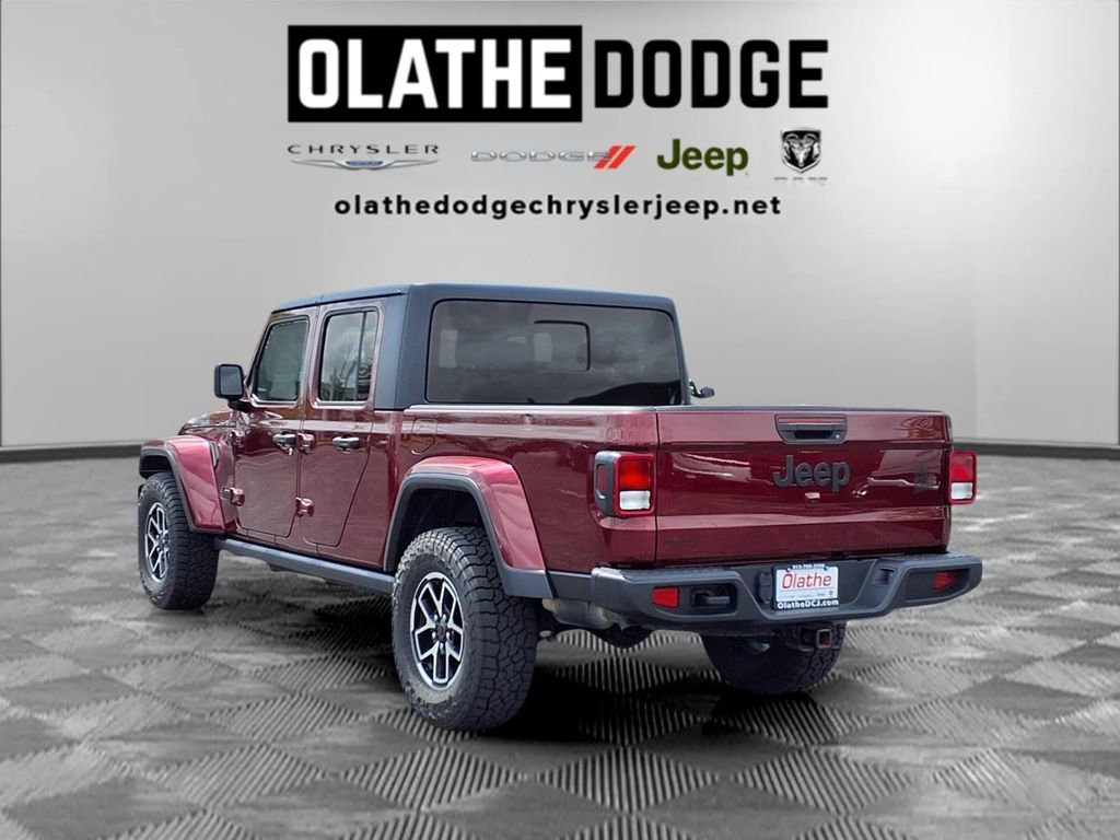 Used 2021 Jeep Gladiator Willys image 3