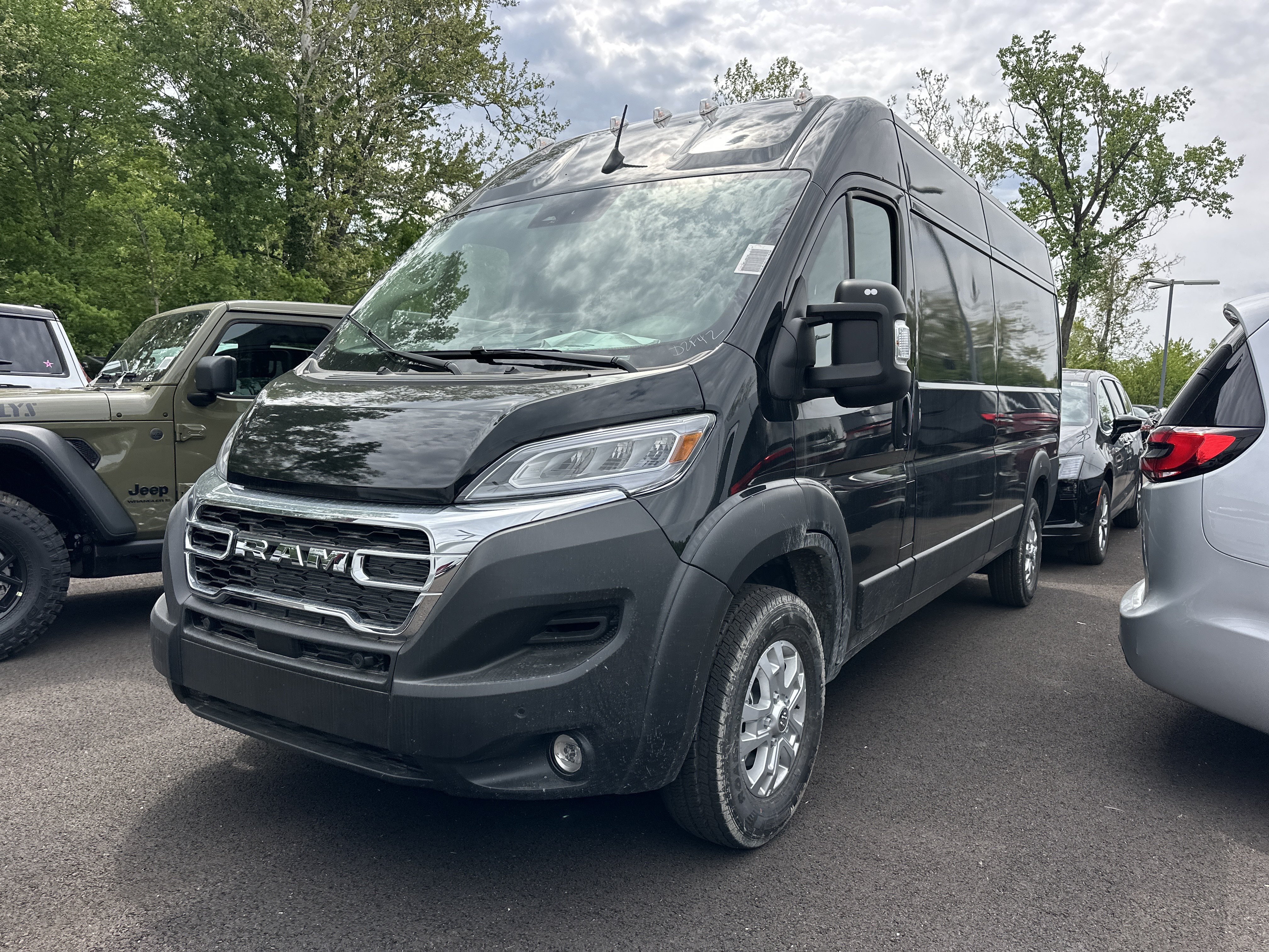 New 2026 RAM ProMaster 2500 w/ Quick Order Package 22G SLT FWD image 24