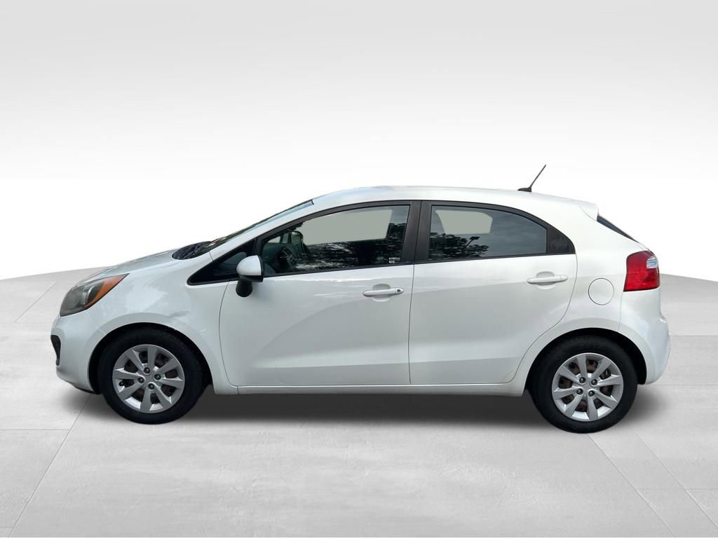 Used 2013 Kia Rio LX FWD image 2