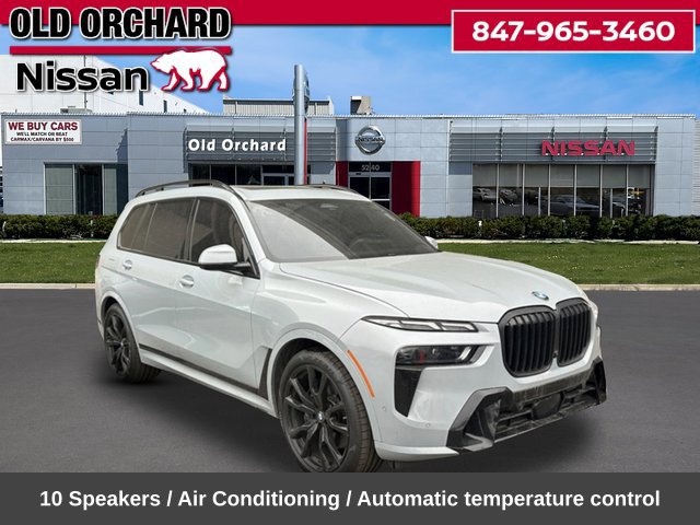 Used 2023 BMW X7 xDrive40i w/ M Sport Package AWD/4WD image 6