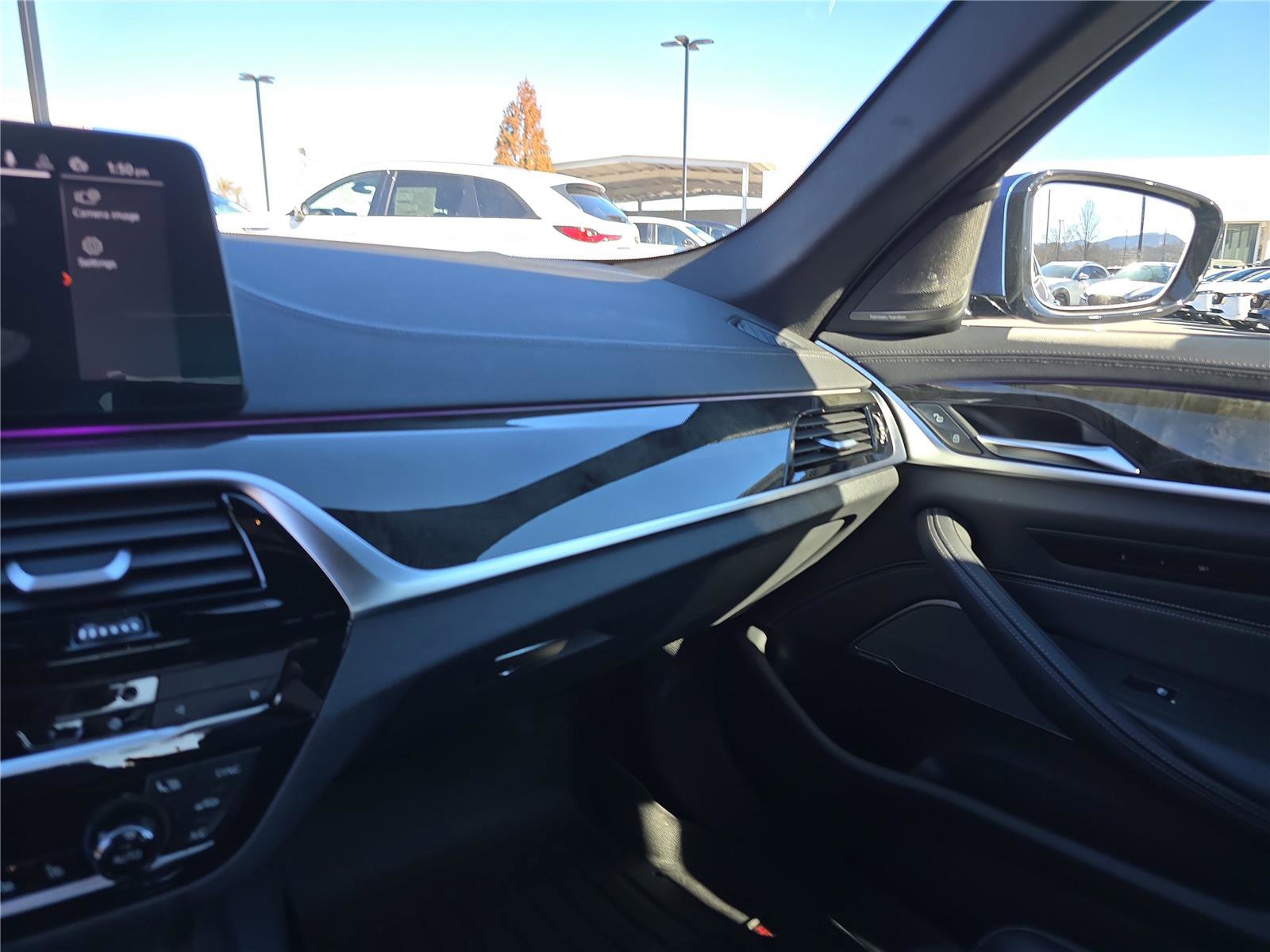 Used 2023 BMW M550i xDrive w/ Executive Package image 24